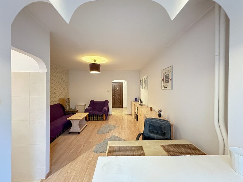 Obor Garsoniera gata de mutat! Metrou Obor la 12 minute. Sos. Colentina 29