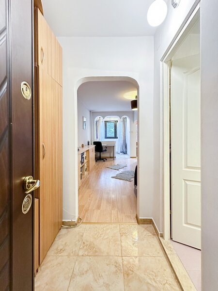 Obor Garsoniera gata de mutat! Metrou Obor la 12 minute. Sos. Colentina 29